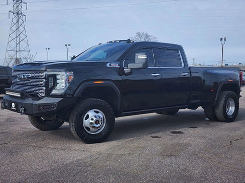 Used 2021 GMC Sierra 3500 Denali w/ Denali Ultimate Package image 20