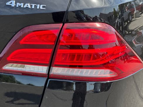 Used 2018 Mercedes-Benz GLE 350 4MATIC image 31