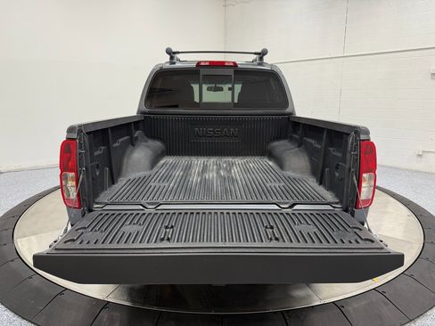 Used 2020 Nissan Frontier PRO-4X w/ Pro-4x Utility Package image 38