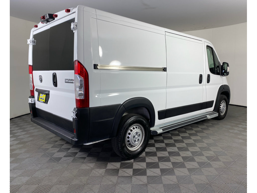 Used 2025 RAM ProMaster 2500 w/ U-Haul Equipment Group FWD image 9