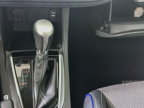 Used 2017 Toyota Corolla SE FWD image 23