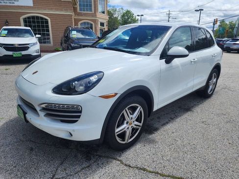 Used 2014 Porsche Cayenne Platinum Edition image 1