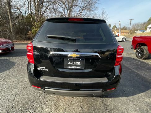 Used 2017 Chevrolet Equinox LS image 7