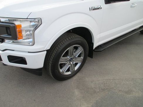 Used 2018 Ford F150 XLT w/ Equipment Group 302A Luxury image 11