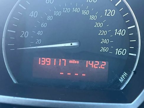 Used 2003 BMW Z4 2.5i image 13