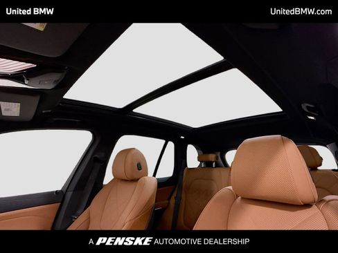 Used 2024 BMW X5 xDrive40i w/ M Sport Package image 12