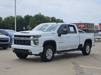 Used 2022 Chevrolet Silverado 2500 LT w/ Convenience Package AWD/4WD video 3