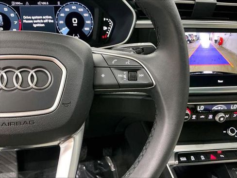 Certified 2025 Audi Q3 2.0T Premium w/ Convenience Package AWD/4WD image 20