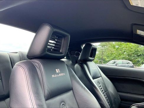 Used 2006 Ford Mustang GT RWD image 19