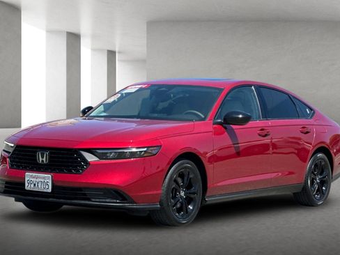 Used 2025 Honda Accord SE image 8
