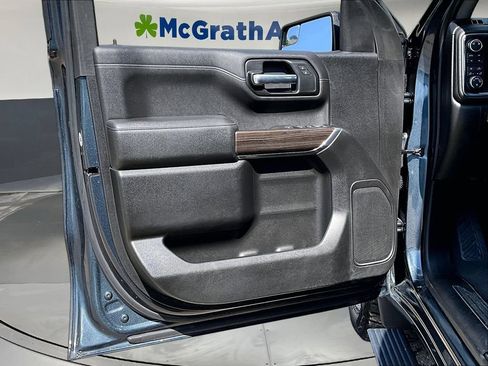 Used 2019 Chevrolet Silverado 1500 RST AWD/4WD image 23