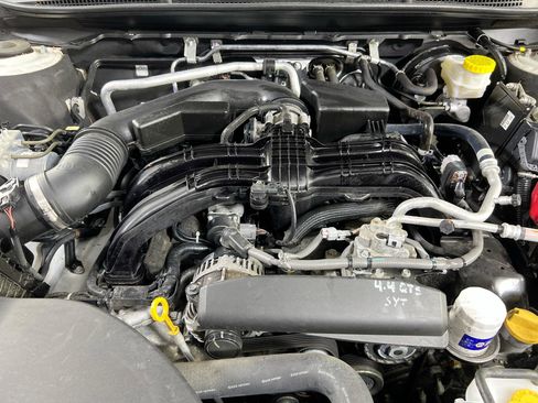 Used 2022 Subaru Outback Limited AWD/4WD image 30
