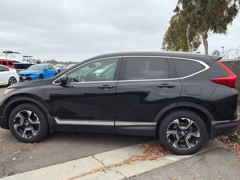 Used 2017 Honda CR-V Touring image 5