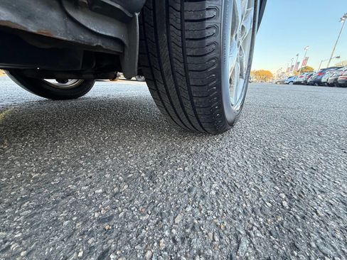 Used 2007 Toyota RAV4 Limited image 16