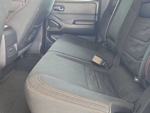 Used 2025 Nissan Frontier PRO-4X AWD/4WD image 25