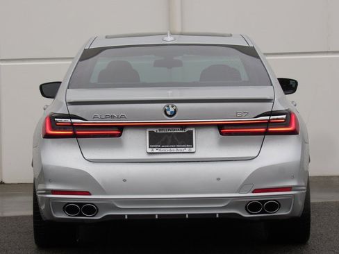Used 2020 BMW ALPINA B7 xDrive w/ Luxury Rear Seating Package image 7