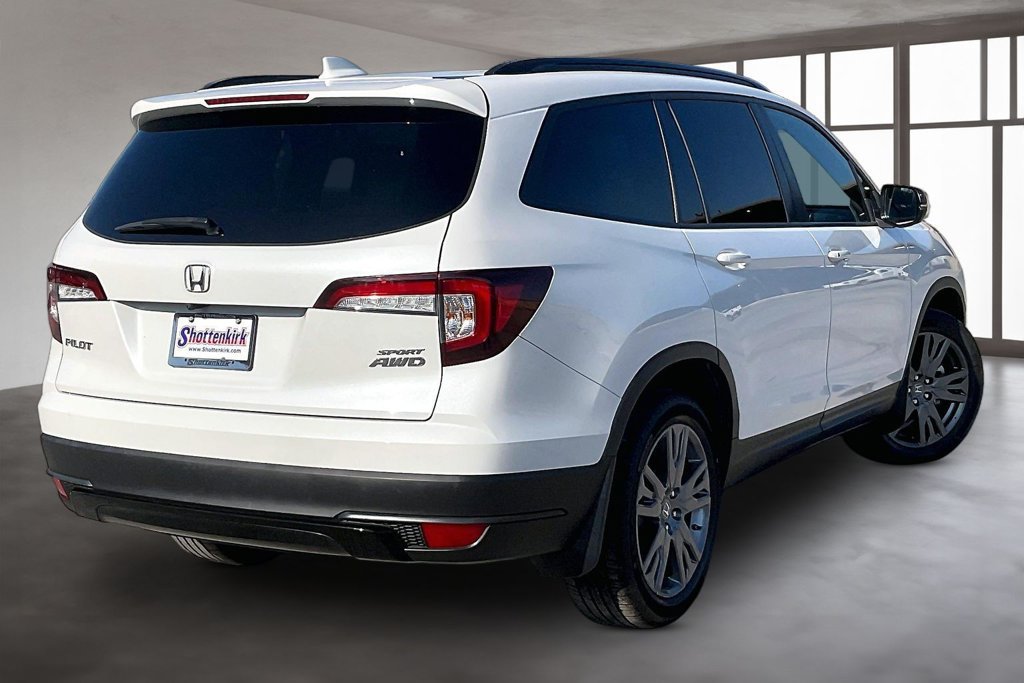 Certified 2022 Honda Pilot Sport image 6