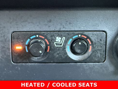 Used 2014 Toyota 4Runner Limited image 18