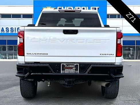 Used 2025 Chevrolet Silverado 2500 Custom w/ Custom Value Package image 6