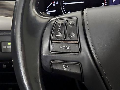 Used 2014 Lexus LS 460 L image 21