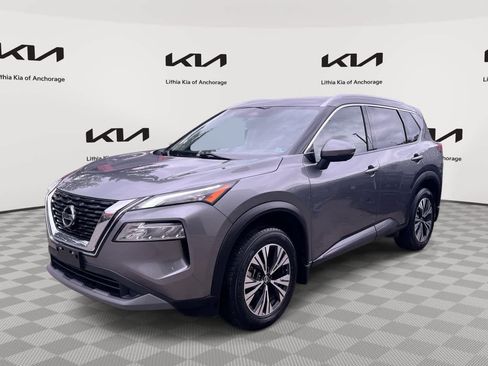 Used 2021 Nissan Rogue SV w/ Premium Package FWD image 1