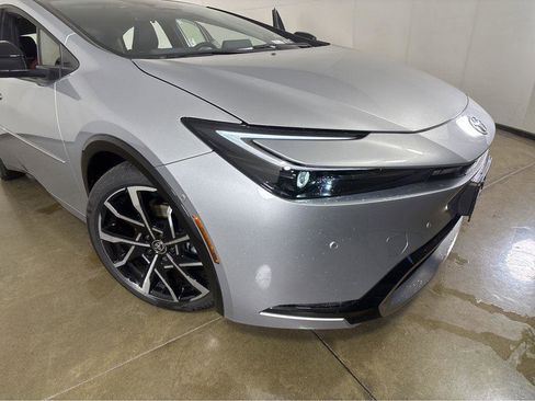 New 2026 Toyota Prius XSE Premium image 7