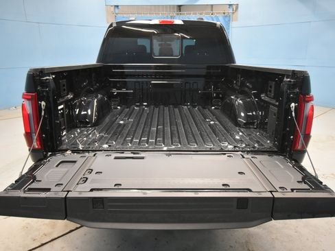 New 2025 Ford F150 Lariat w/ Equipment Group 502A High image 33