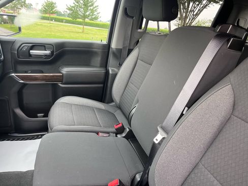 Used 2021 GMC Sierra 1500 SLE AWD/4WD image 19