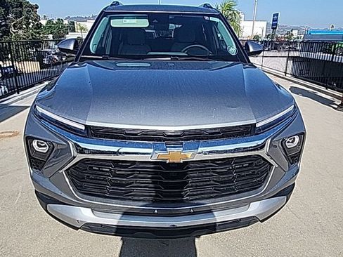 Used 2025 Chevrolet TrailBlazer LT FWD image 7