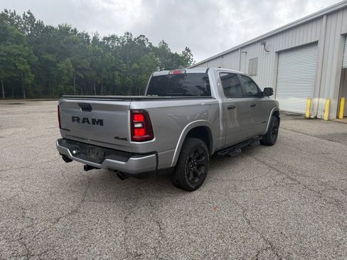 Used 2025 RAM 1500 Big Horn AWD/4WD image 7