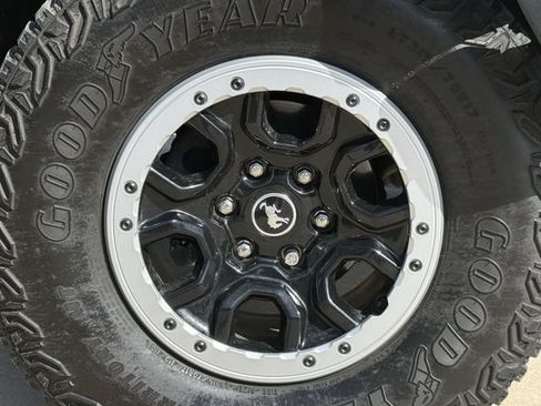 Used 2024 Ford Bronco Badlands AWD/4WD image 11