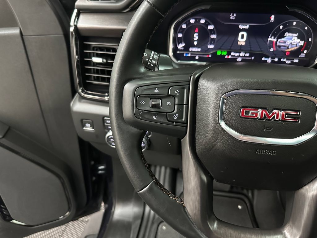 Used 2025 GMC Sierra 1500 AT4 w/ AT4 Premium Package AWD/4WD image 15