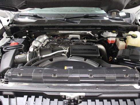 Used 2024 Chevrolet Silverado 2500 LTZ w/ LTZ Convenience Package AWD/4WD image 36