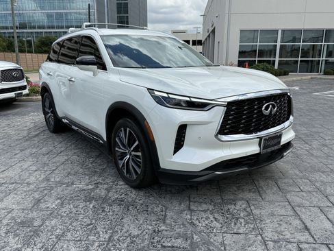 Certified 2024 INFINITI QX60 Sensory w/ Vision Package AWD/4WD image 9