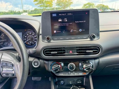Used 2023 Hyundai Kona SEL FWD image 9