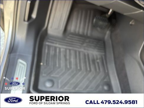 Used 2025 Volkswagen Atlas SEL AWD/4WD image 27