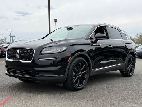 Used 2022 Lincoln Nautilus Reserve w/ Equipment Group 201A image 3