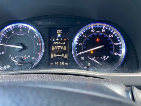 Used 2015 Toyota Highlander XLE AWD/4WD image 24