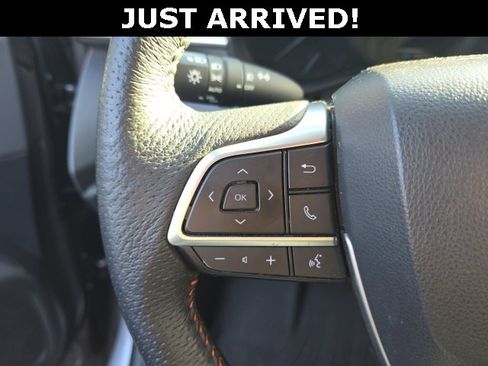 Used 2021 Toyota Sienna XSE image 15