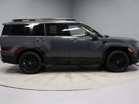Used 2025 Hyundai Santa Fe Calligraphy AWD/4WD image 14