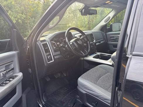Used 2017 RAM 2500 Big Horn w/ Sport Appearance Group AWD/4WD image 14