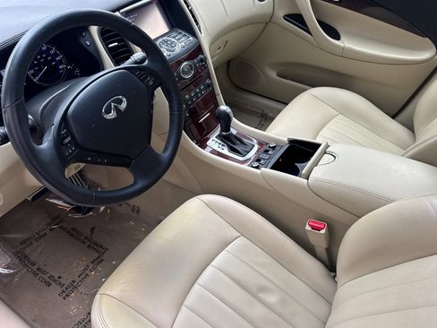 Used 2017 INFINITI QX50 AWD w/ Technology Package image 4