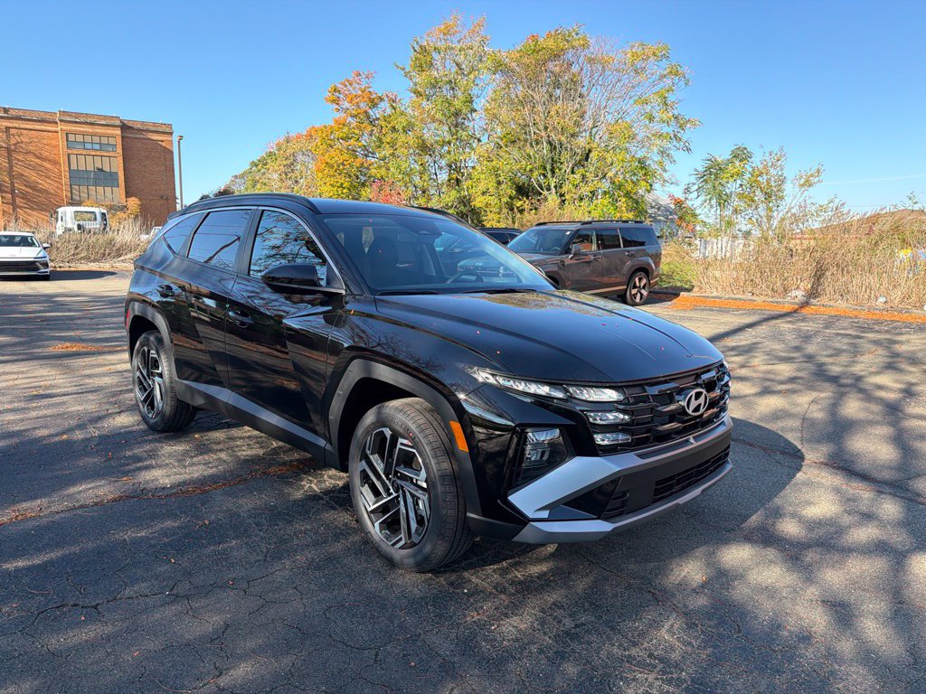New 2026 Hyundai Tucson SEL Plus AWD/4WD image 2