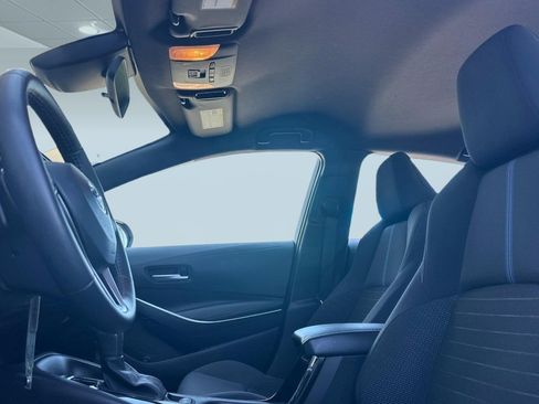 Used 2022 Toyota Corolla SE w/ Carpet Mat Package (TMS) image 21