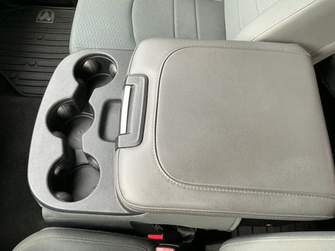 Used 2017 RAM 1500 Express w/ Black Ram 1500 Express Group image 11