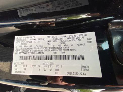 Used 2019 Ford F250 Platinum w/ Platinum Ultimate Package AWD/4WD image 30