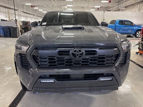 Used 2024 Toyota Tacoma SR5 image 12