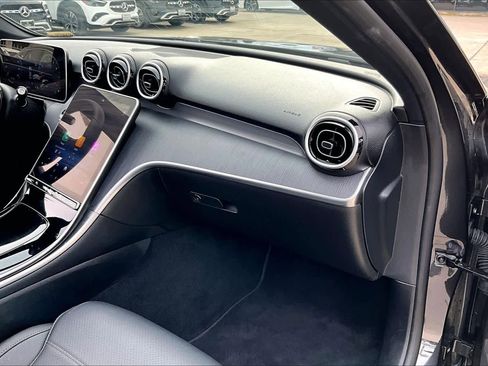 Used 2025 Mercedes-Benz C 300 C 300 image 18