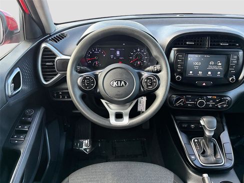 Used 2021 Kia Soul S image 21