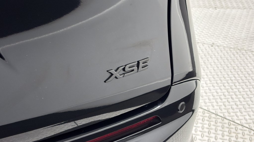 Certified 2026 Toyota Sienna XSE AWD/4WD image 9
